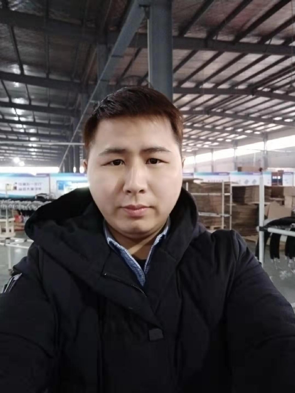 刀锋的第一张照片--合肥相亲服务中心