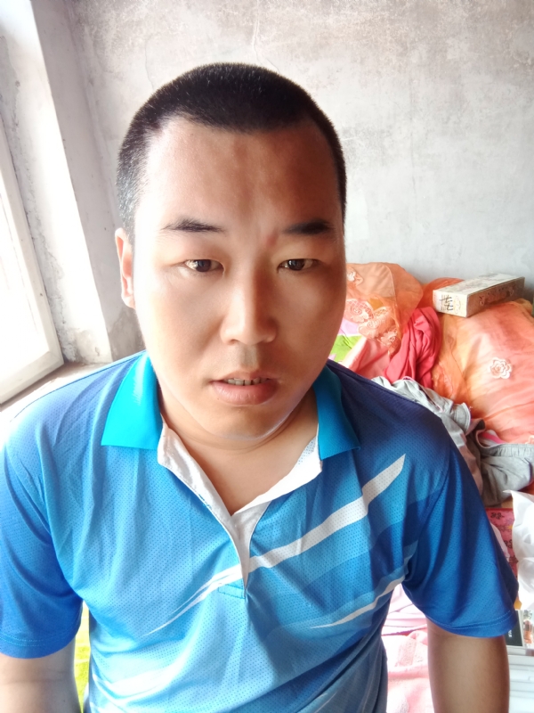 灰太狼的第一张照片--合肥相亲服务中心