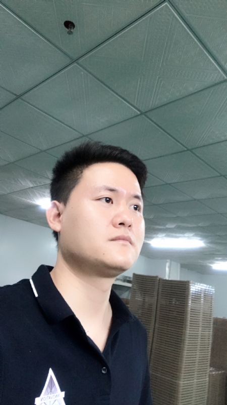 伟的第一张照片--合肥相亲服务中心