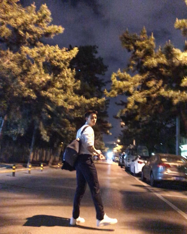深海的第二张照片--合肥相亲服务中心
