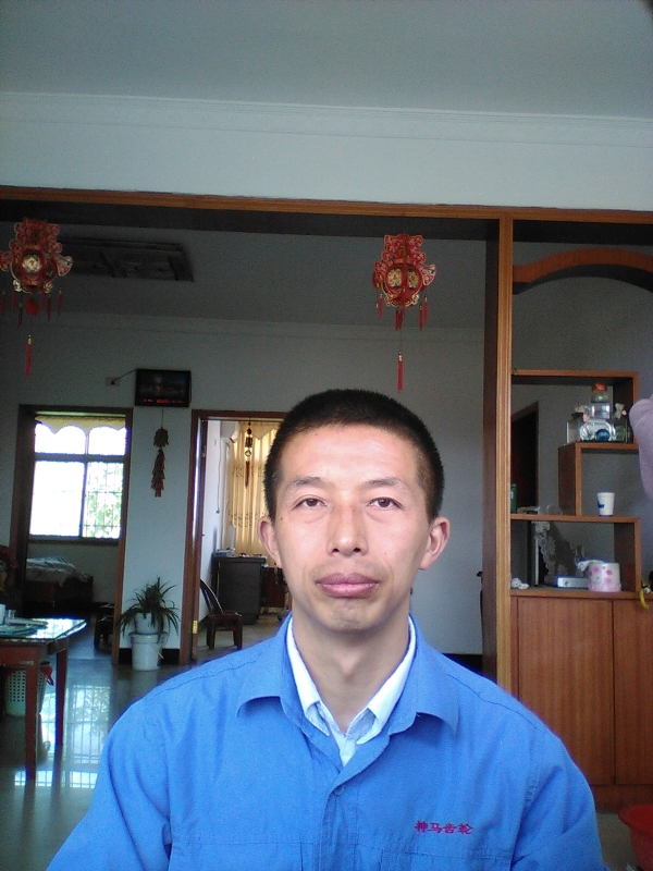红玫瑰的第一张照片--合肥相亲服务中心