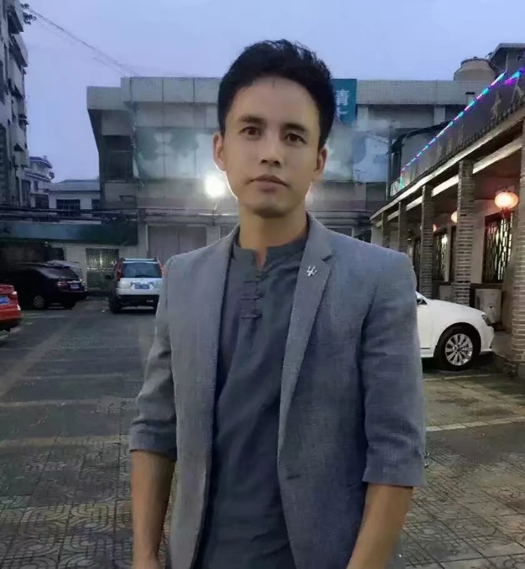 华谢的第一张照片--合肥相亲服务中心