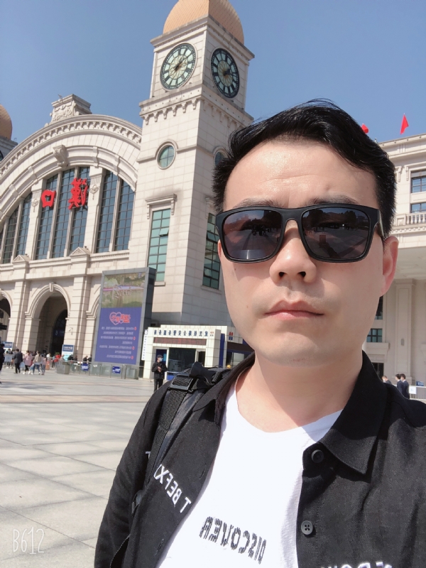 楚河畔的第一张照片--合肥相亲服务中心
