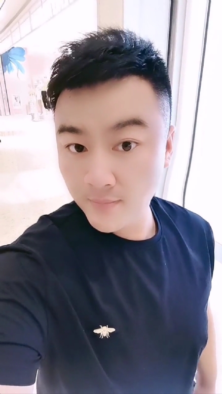 微风徐徐的第一张照片--合肥相亲服务中心