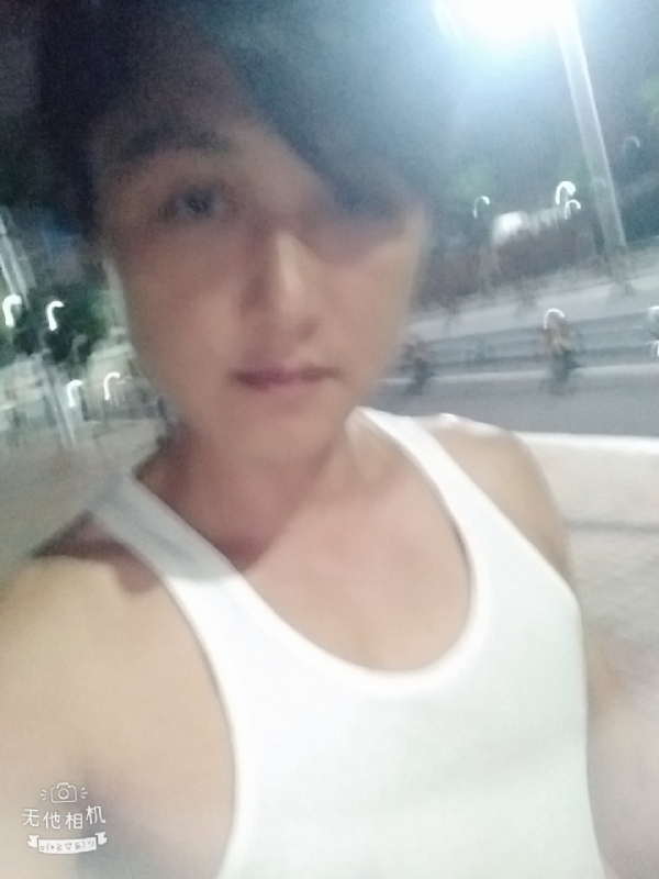 弟弟的第一张照片--合肥相亲服务中心