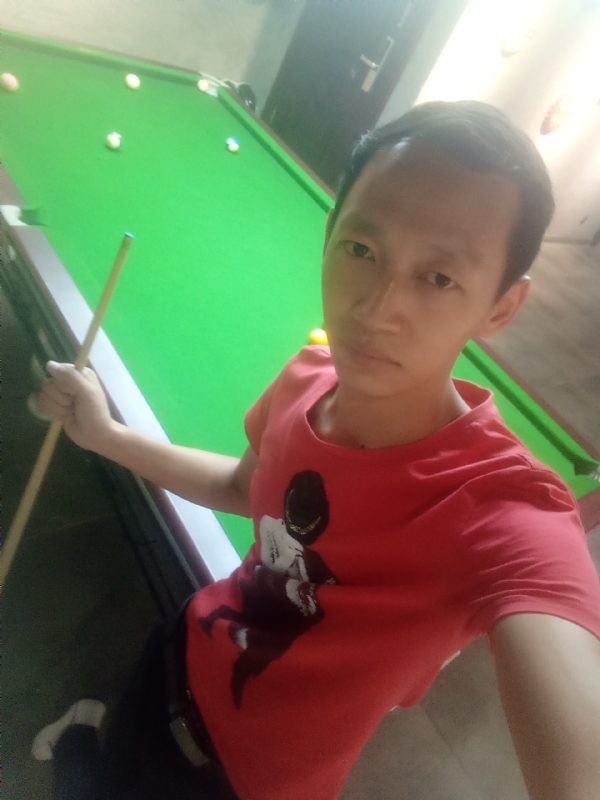 耳机分你一半的第一张照片--合肥相亲服务中心
