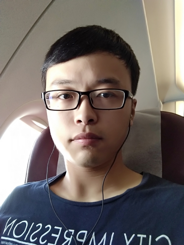 在水一方的第二张照片--合肥相亲服务中心