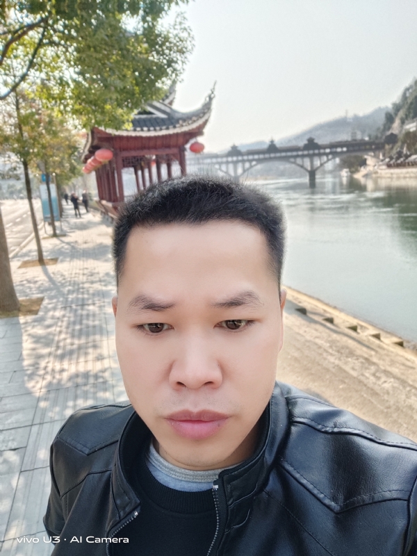 啊锦的第一张照片--合肥相亲服务中心