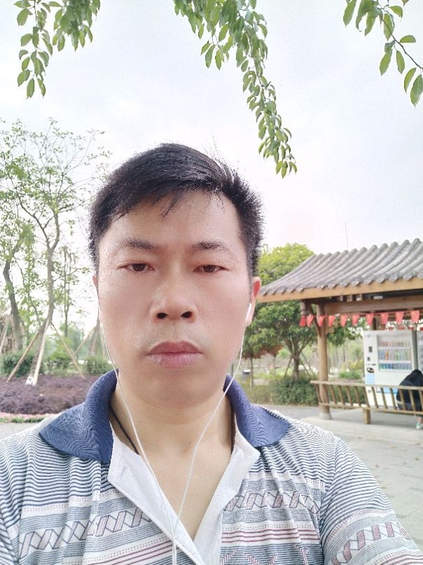 一个人的孤单的第一张照片--合肥相亲服务中心
