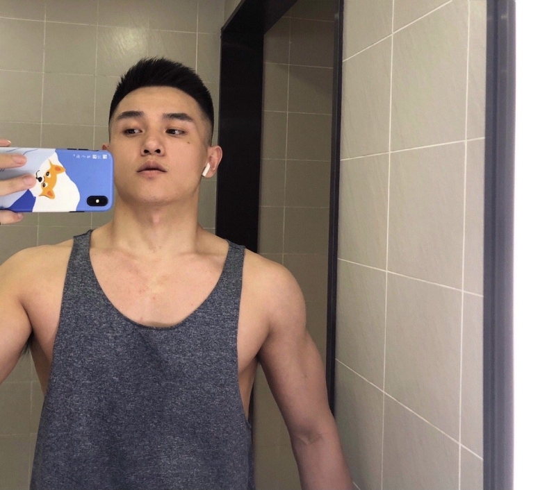 李文亮的第一张照片--合肥相亲服务中心