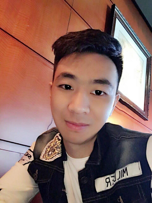 滞后的微笑的第三张照片--合肥相亲服务中心