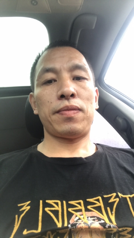 迷茫的第一张照片--合肥相亲服务中心