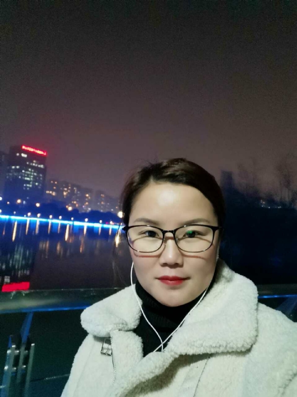 小英的第一张照片--合肥相亲服务中心