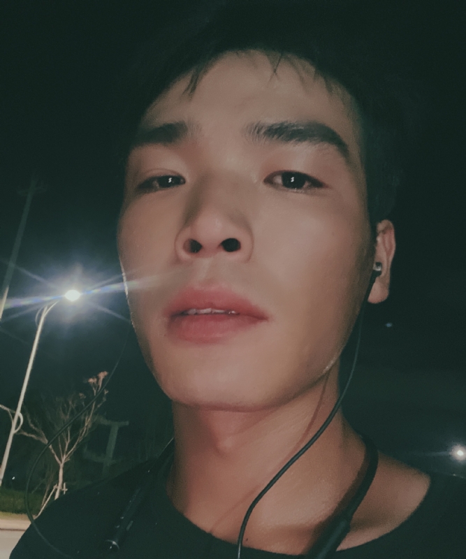 满船清梦压星河的第一张照片--合肥相亲服务中心