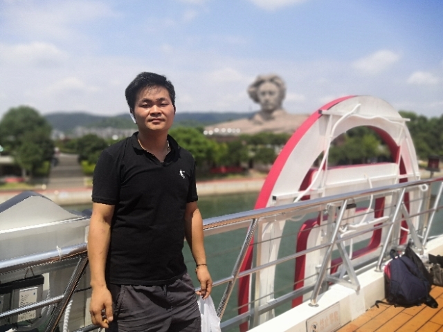 龙的传人的第一张照片--合肥相亲服务中心