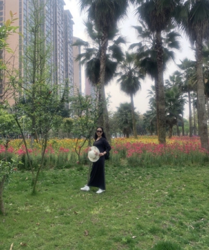 粉墨登场的第一张照片--合肥相亲服务中心
