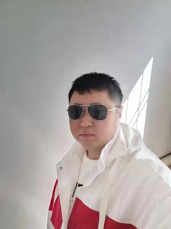 大漠叔叔的第一张照片--合肥相亲服务中心