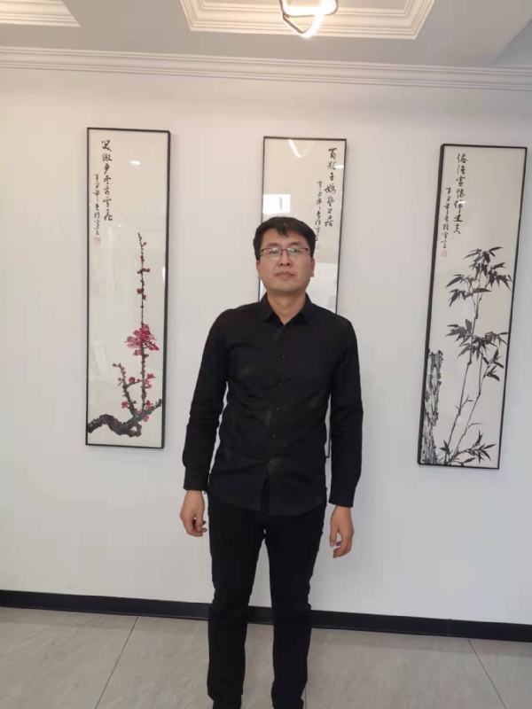 情义比天高的第一张照片--合肥相亲服务中心