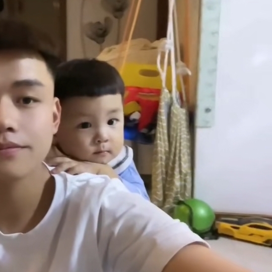 嘻嘻嘻的第一张照片--合肥相亲服务中心