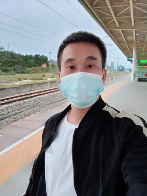 小李的第一张照片--合肥相亲服务中心