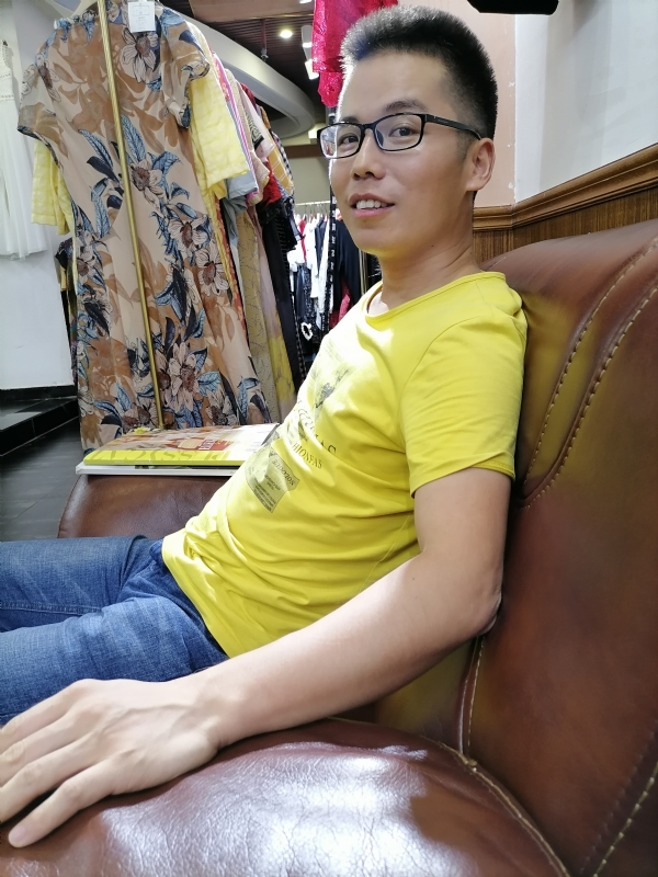 汪顺鹏的第一张照片--合肥相亲服务中心