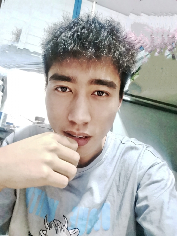未来可期的第一张照片--合肥相亲服务中心