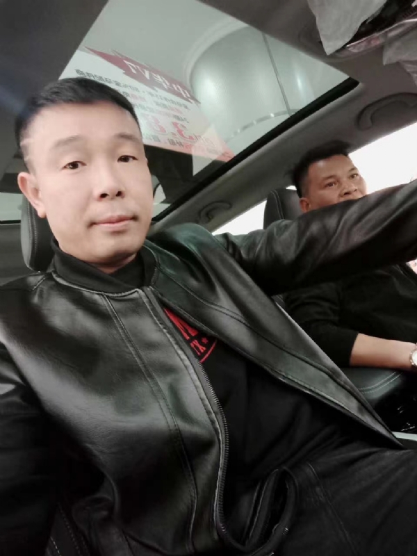 醉红尘的第一张照片--合肥相亲服务中心
