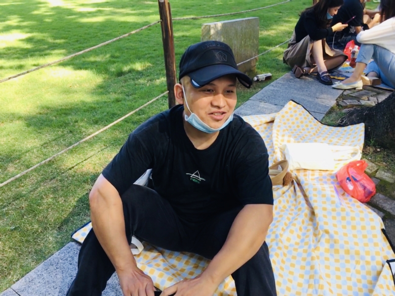 好大一颗石头的第一张照片--合肥相亲服务中心