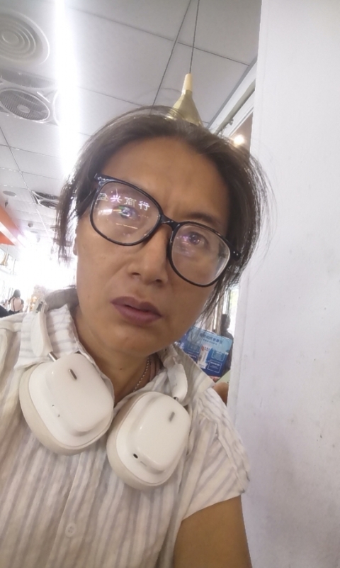 冬天的蔷薇的第三张照片--合肥相亲服务中心
