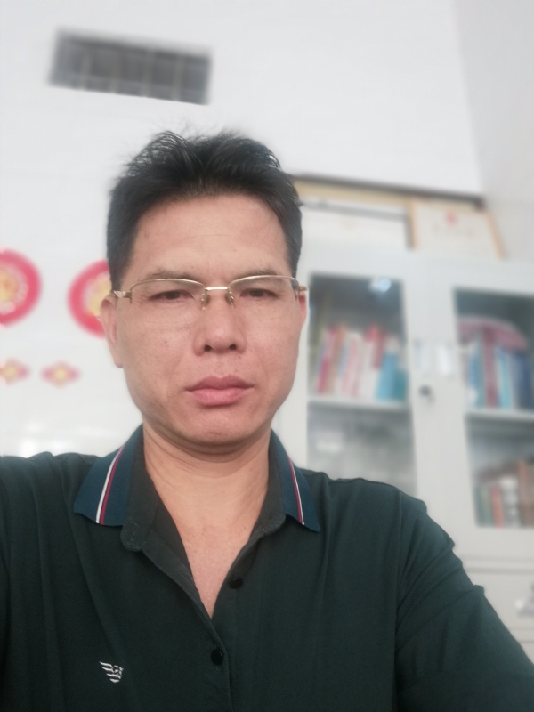 后视镜的第二张照片--合肥相亲服务中心