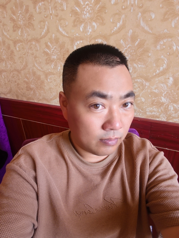 擦亮眼睛向前看的第二张照片--合肥相亲服务中心