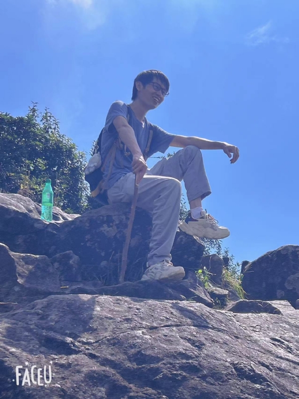 落叶之秋的第一张照片--合肥相亲服务中心