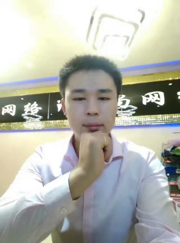 沉默寡言的第一张照片--合肥相亲服务中心