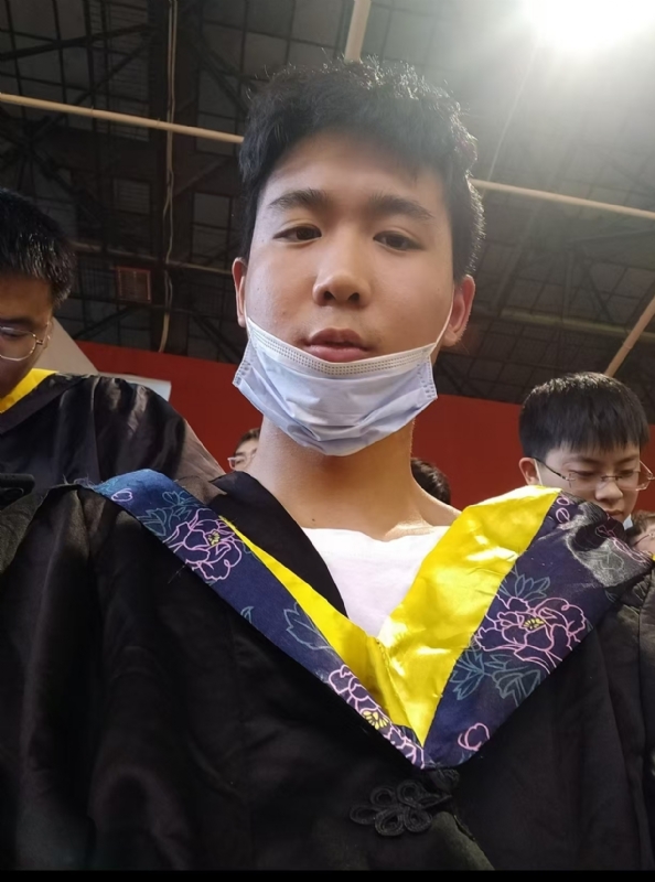 落落大方的第一张照片--合肥相亲服务中心