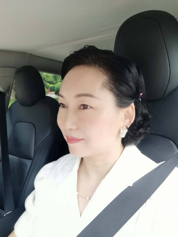艳阳天的第一张照片--合肥相亲服务中心